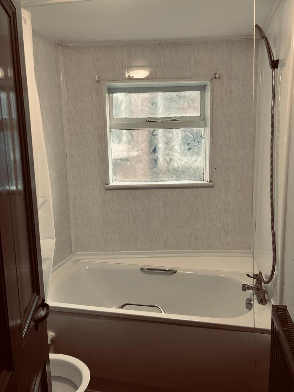 Cozy Large Sized 4 Bedroom Flat Liverpool Exterior photo