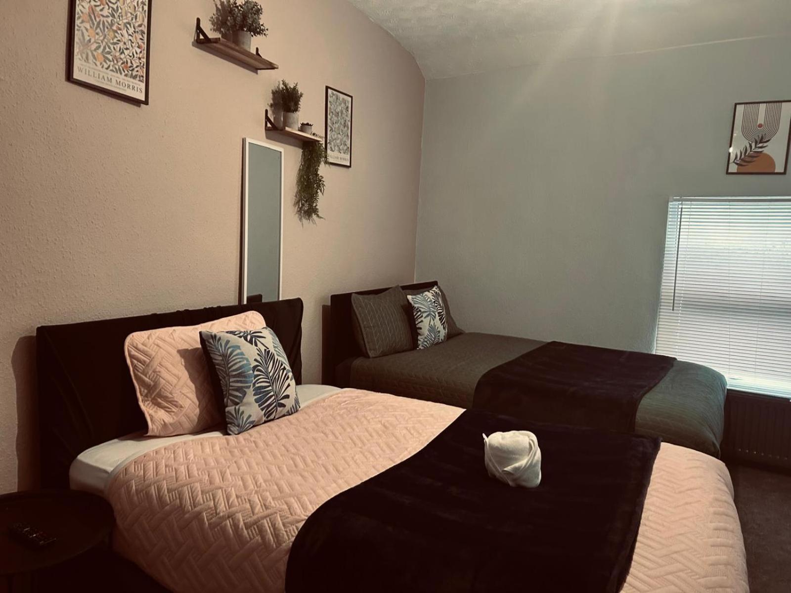Cozy Large Sized 4 Bedroom Flat Liverpool Exterior photo